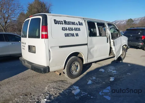 2009 Chevrolet Express 2500 Work Van z USA, uszkodzony, nr VIN 1GCGG25C491138916